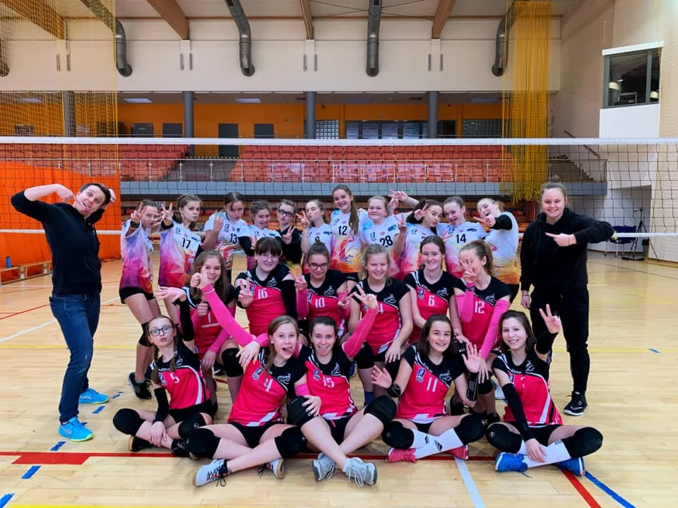 Siatkarskie sukcesy na parkietach w Hali Sportowej MOSiR!