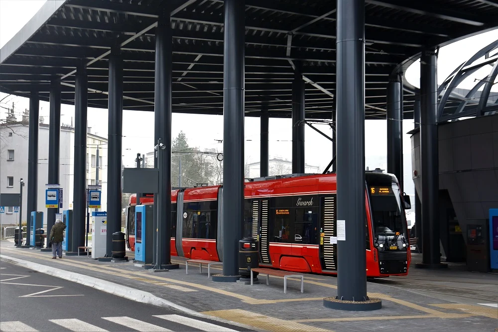 Pierwsi pasażerowie skorzystali wczoraj z Centrum Przesiadkowego "Brynów"