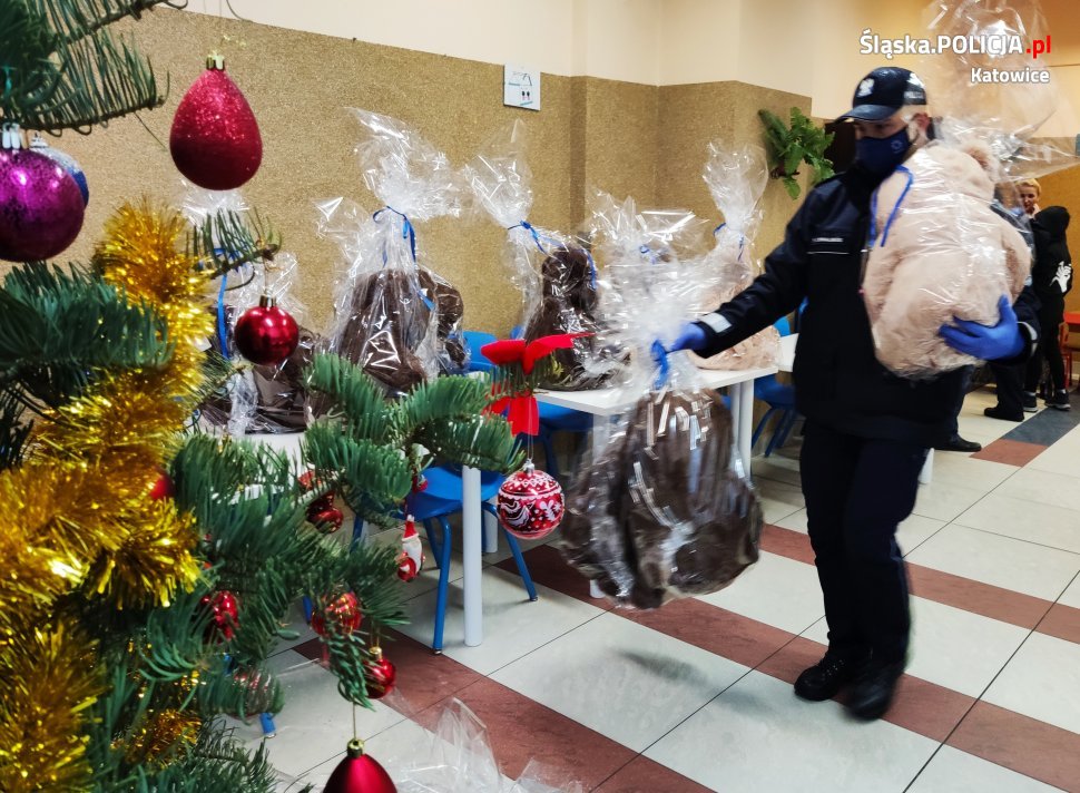 Policjanci nie zapomnieli o dzieciach