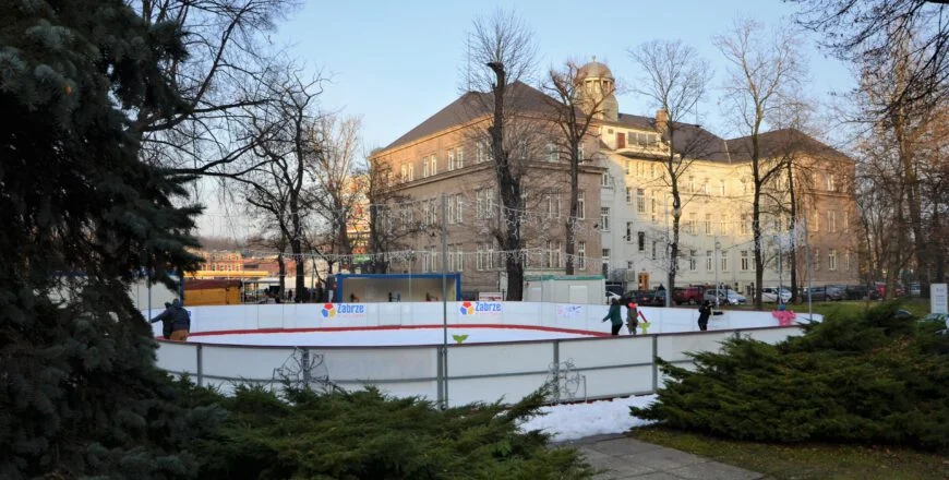 Zabrze: Lodowisko miejskie jest już otwarte! Sprawdź cennik i godziny otwarcia
