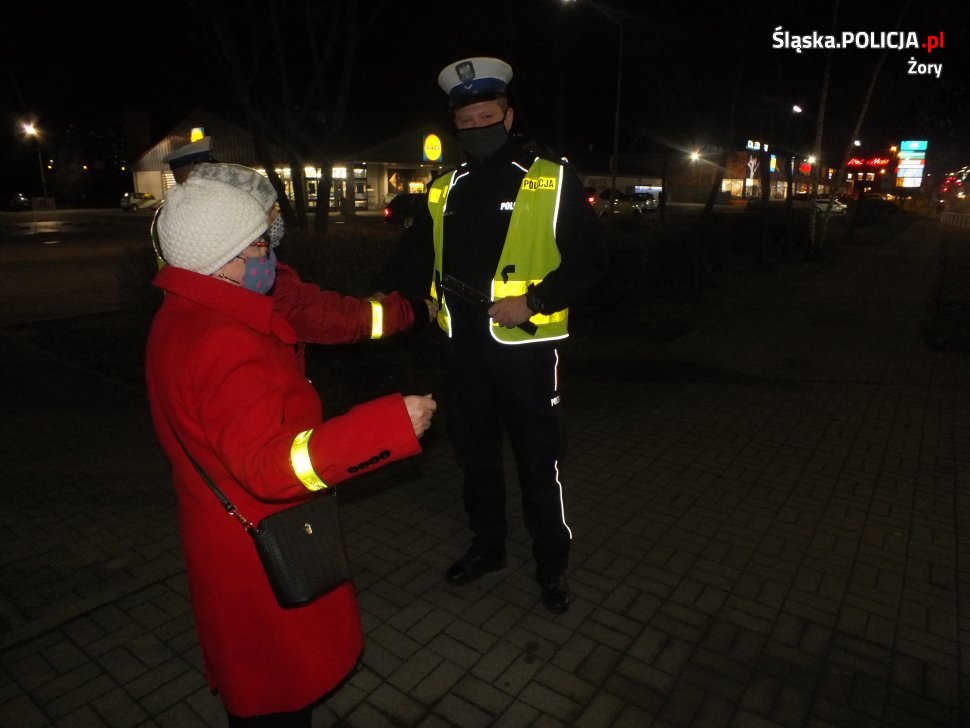 Mikołajkowe prezenty dla pieszych