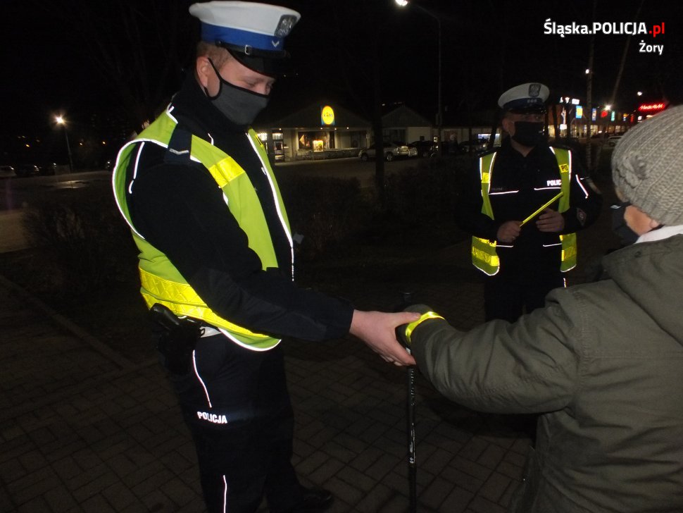 Mikołajkowe prezenty dla pieszych