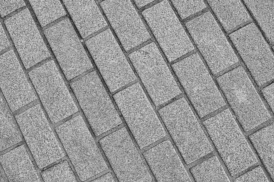 Nowe chodniki w rejonie ulic Braci Pisko i Szpitalnej