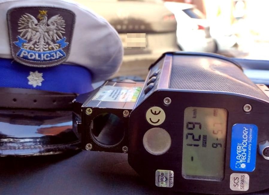 O 79 km/h przekroczył dozwoloną prędkość – stracił prawo jazdy
