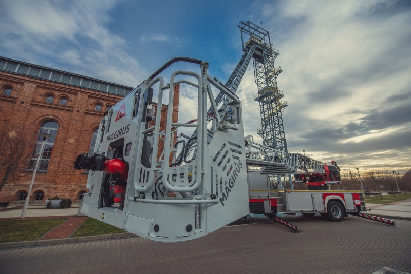 Strażacy mają 41-metrową drabinę nowej generacji