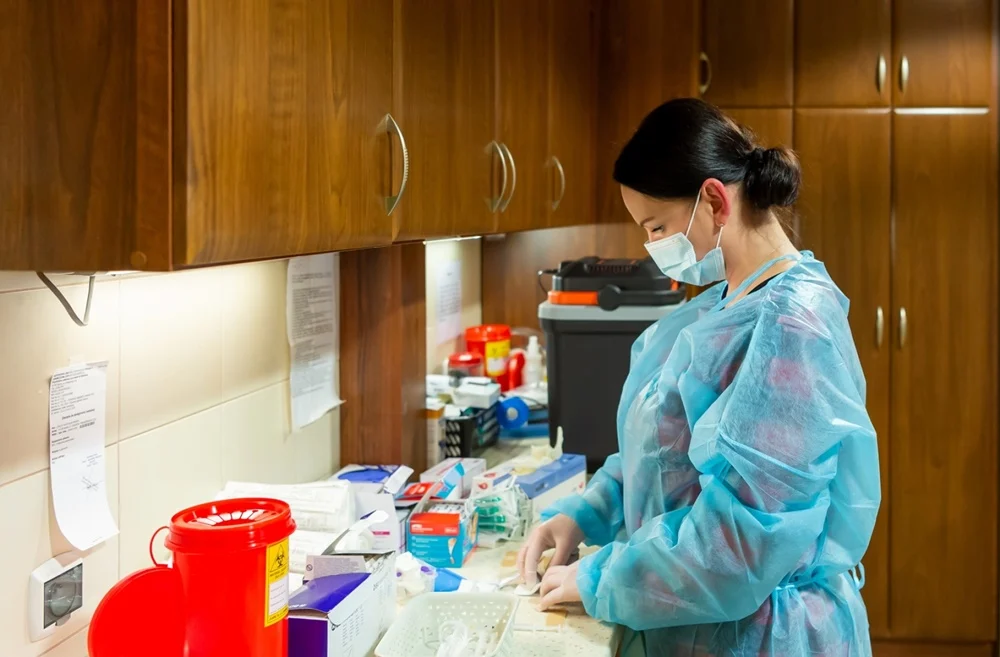 Ruszyły szczepienia w bytomskich DPS-ach