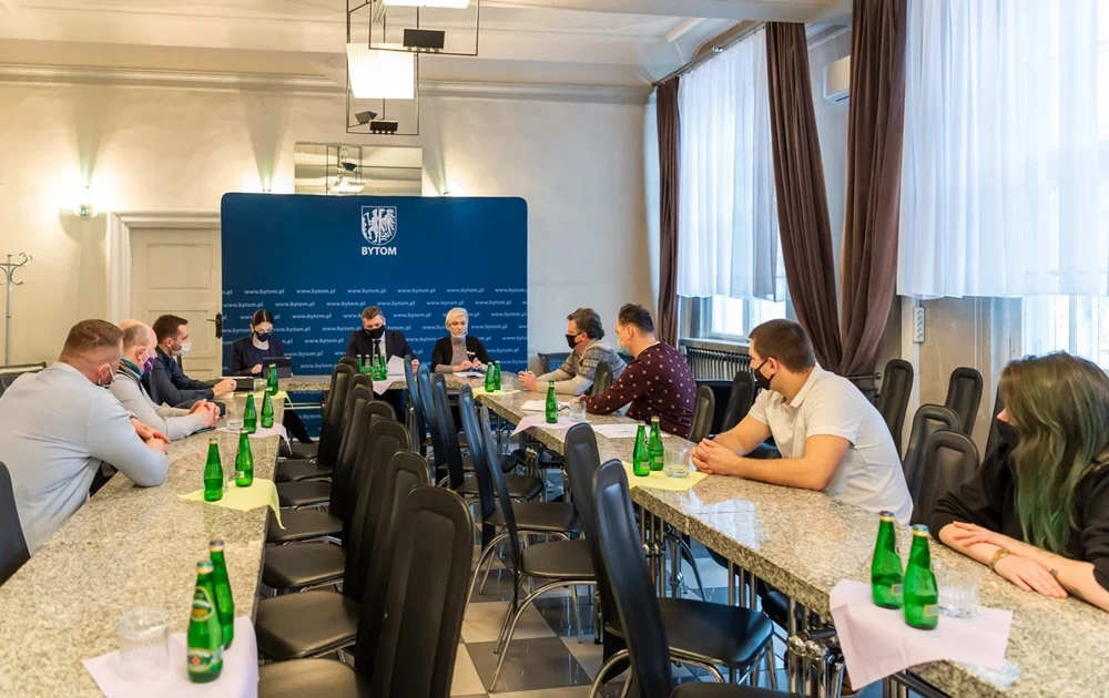 Prezydent spotkał się z restauratorami