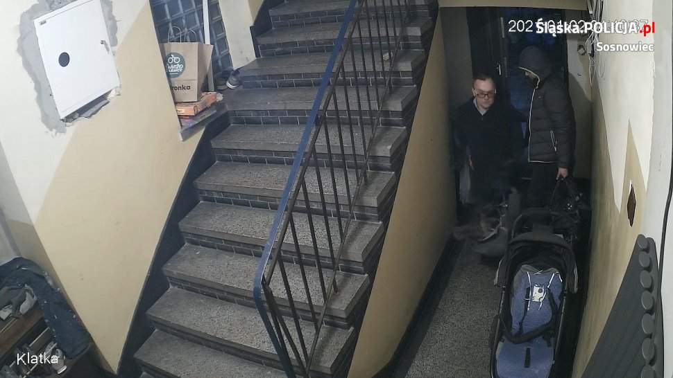 Rozpoznajesz tych mężczyzn? Dokonali kradzieży na ulicy Brackiej!