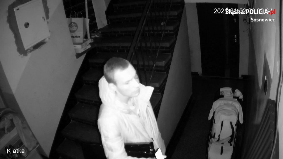 Rozpoznajesz tych mężczyzn? Dokonali kradzieży na ulicy Brackiej!