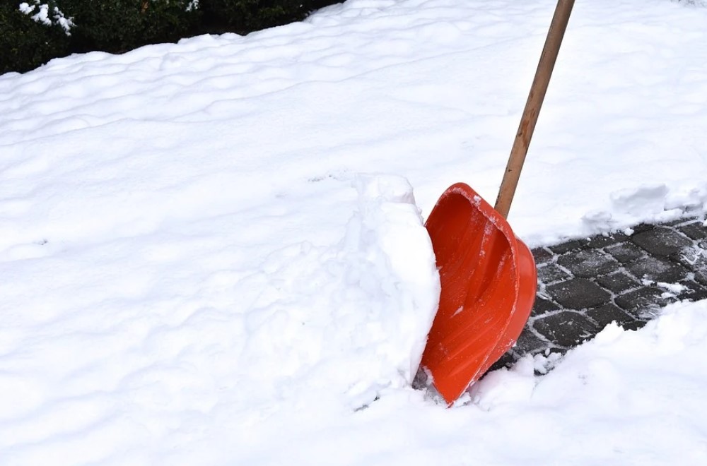 Mikołowski radny wyszedł z propozycją do mikołowian. Odśnieżanie za darmo?