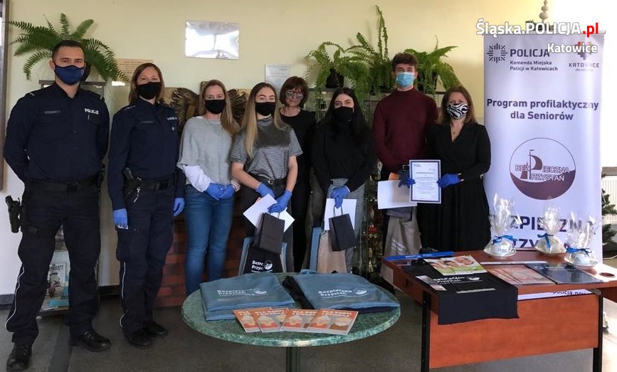 Nagrody dla laureatów konkursu "Bezpieczeństwo moich Dziadków" wręczone