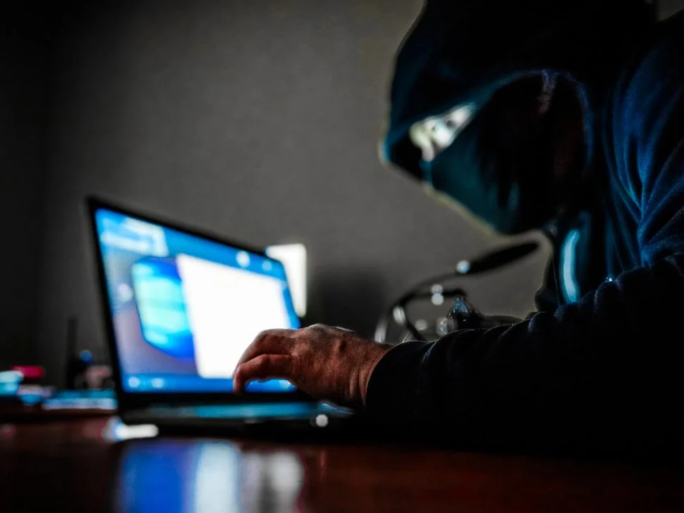 Oszuści internetowi wciąż działają. 33-latka z Zabrza straciła 18 tysięcy złotych