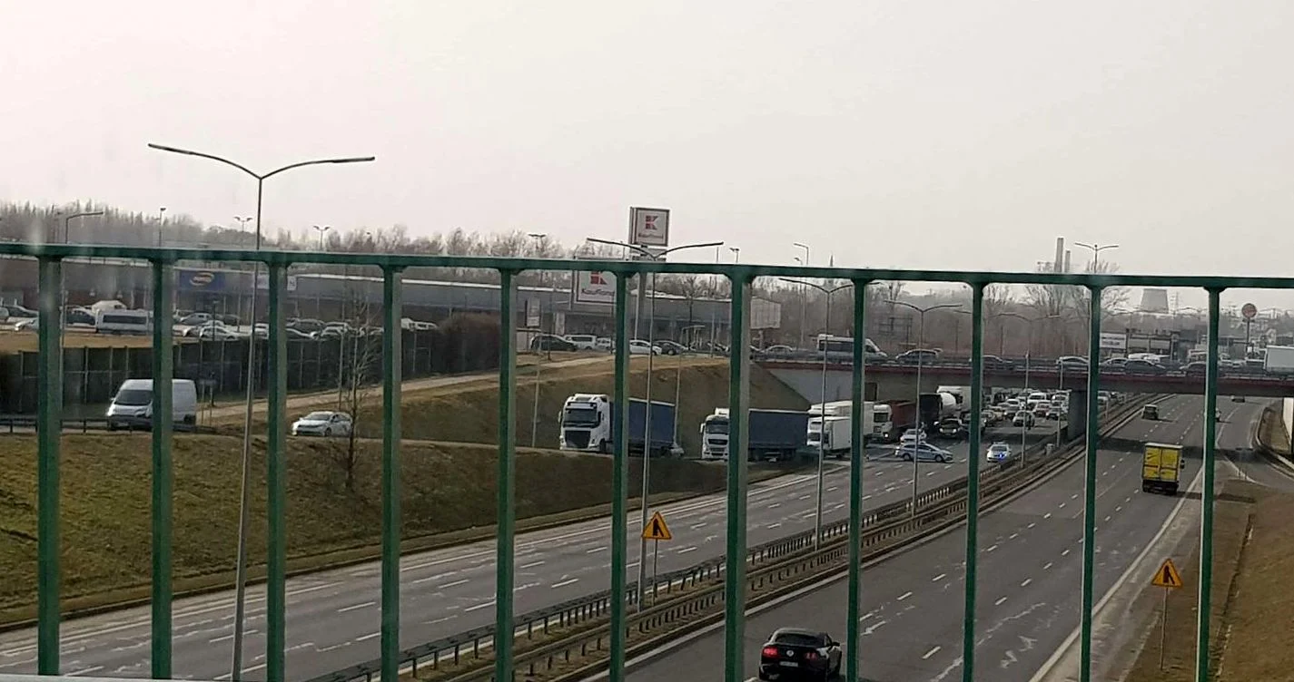 Utrudnienia na DTŚ w Rudzie Śląskiej! Tworzą się olbrzymie korki