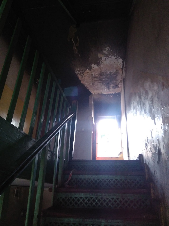 Pożar mieszkania przy ul. Górniczej w Rudzie Śląskiej to prawdopodobnie celowe podpalenie