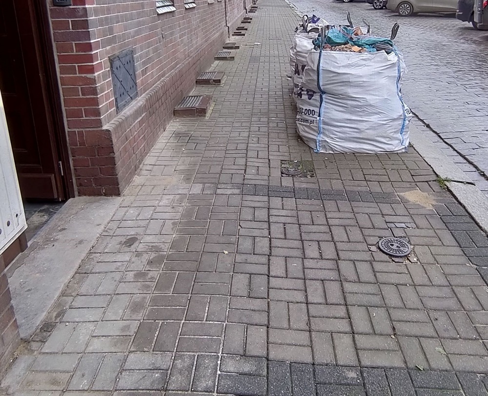 Uwaga mieszkańcy! Na zajęcie pasa drogowego wymagana jest zgoda