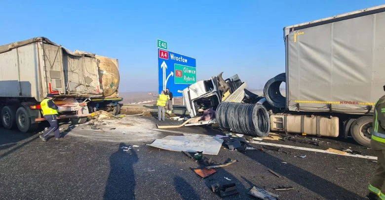 Zderzenie trzech tirów na A4 w Gliwicach!