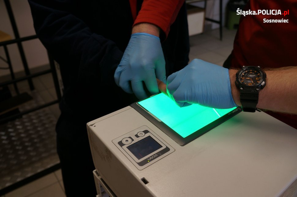 Policjanci odnaleźli skradziony samochód jeszcze tego samego dnia