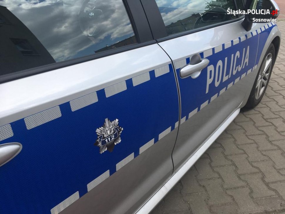 Mężczyzna chciał targnąć się na własne życie. Uratował go przejeżdżający policjant