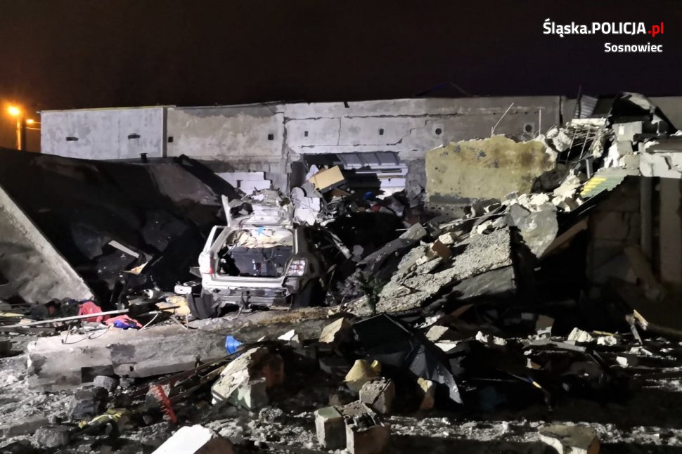 Policja ustala przyczyny wybuchu przy ulicy Lenartowicza