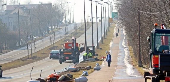 Rozpoczęła się kolejna odsłona wymiany lamp i słupów oświetlenia ulicznego