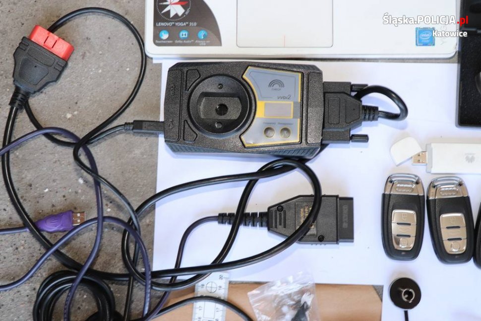 Sprawcy kradzieży samochodów oraz paserstwa zatrzymani! Popełnili ponad 500 przesępstw!