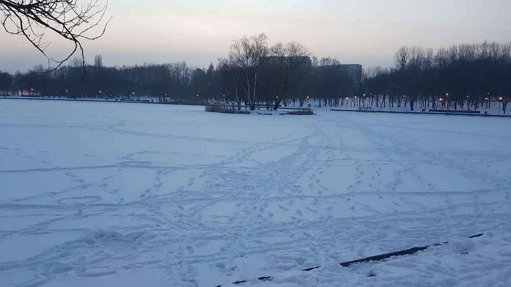 Policja ostrzega: Wchodzenie na lód jest niebezpieczne!