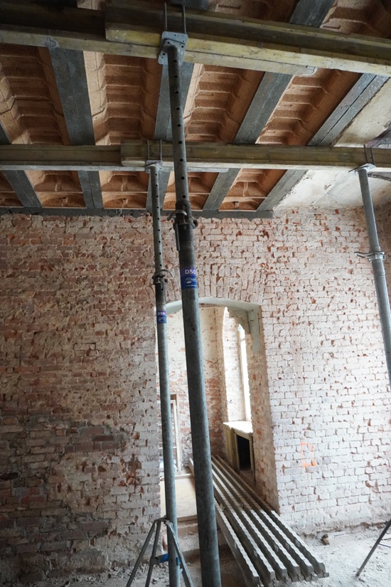 Historyczne wnętrza znów będą zachwycały! Trwa renowacja Pałacu w Baranowicach