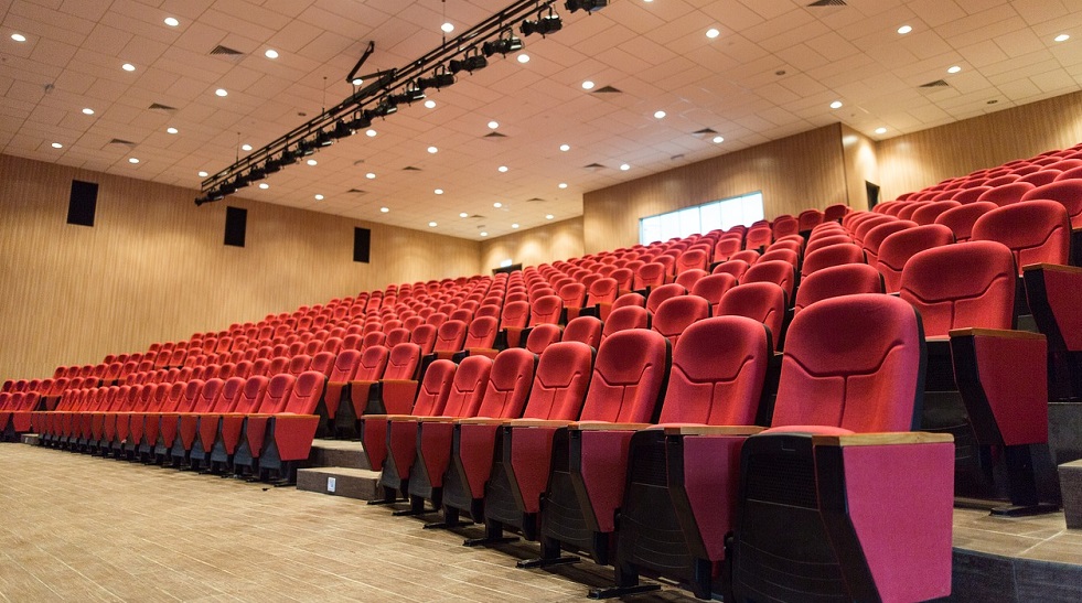 Otwarcie kin, ale nie wszystkich