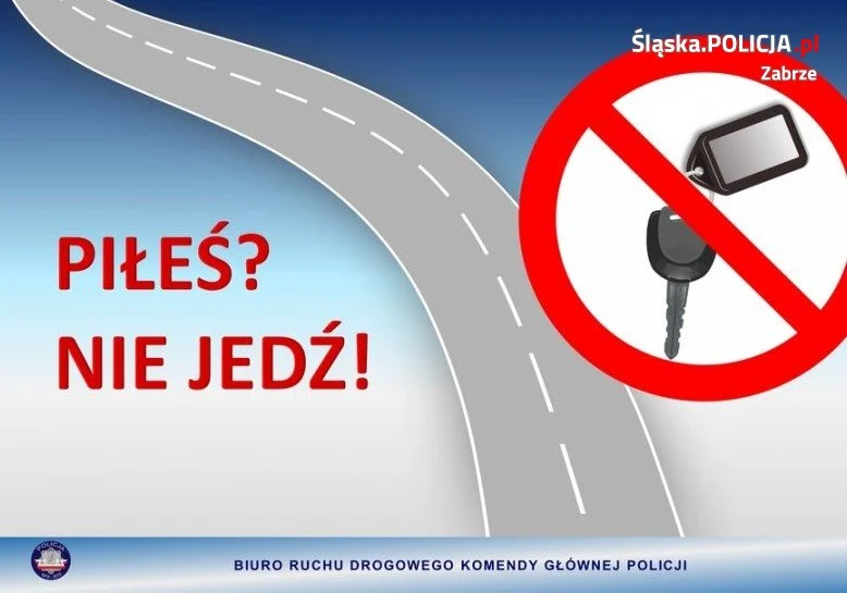 Uderzył w drzewo, był nietrzeźwy. Mężczyzna odpowie przed sądem