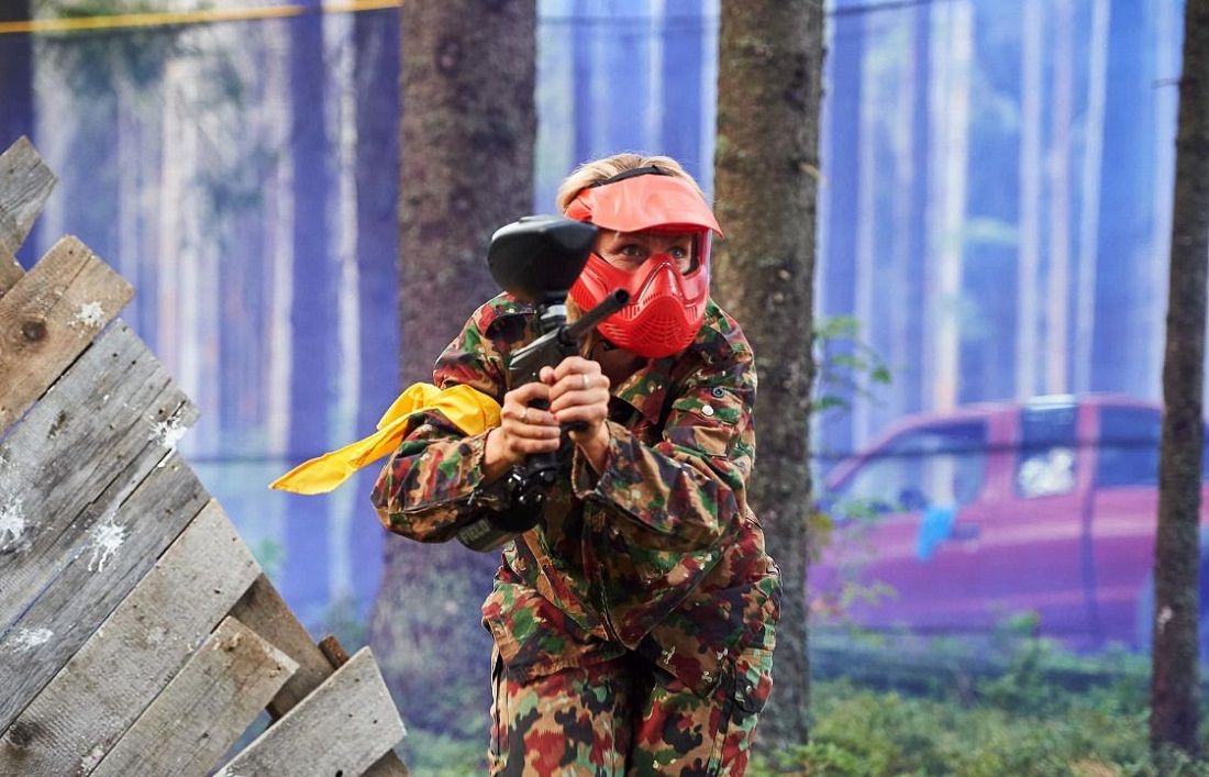 Wieczór panieński na polu do paintballu?