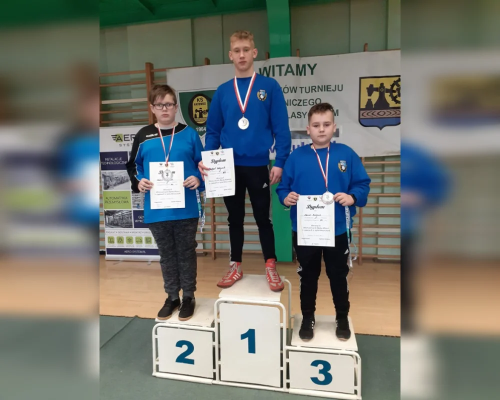 Pogoń z medalami!