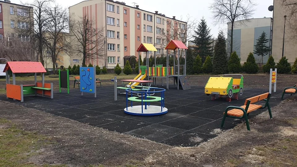Przy Miejskim Przedszkolu nr 4 w Nowym Bytomiu powstał plac zabaw