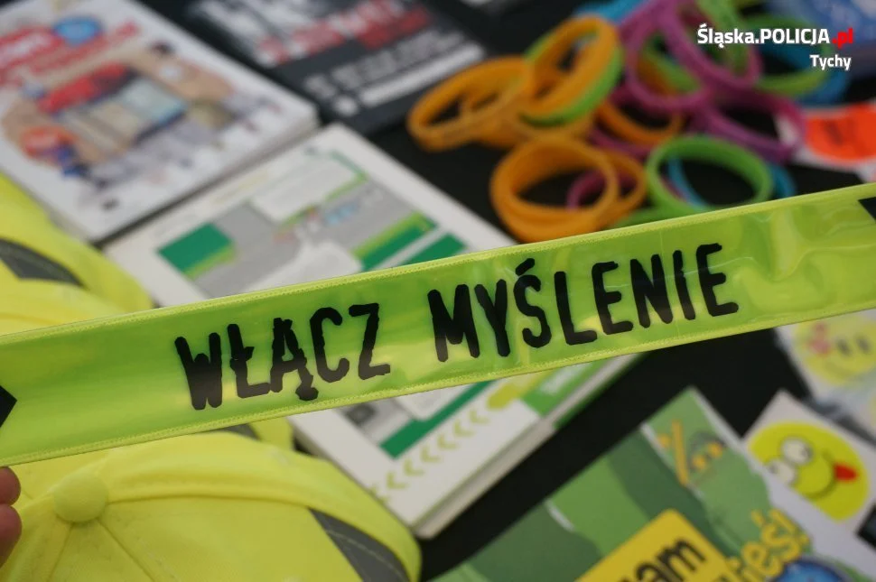 "Bezpieczny pieszy" - włącz myślenie na drodze i żyj!