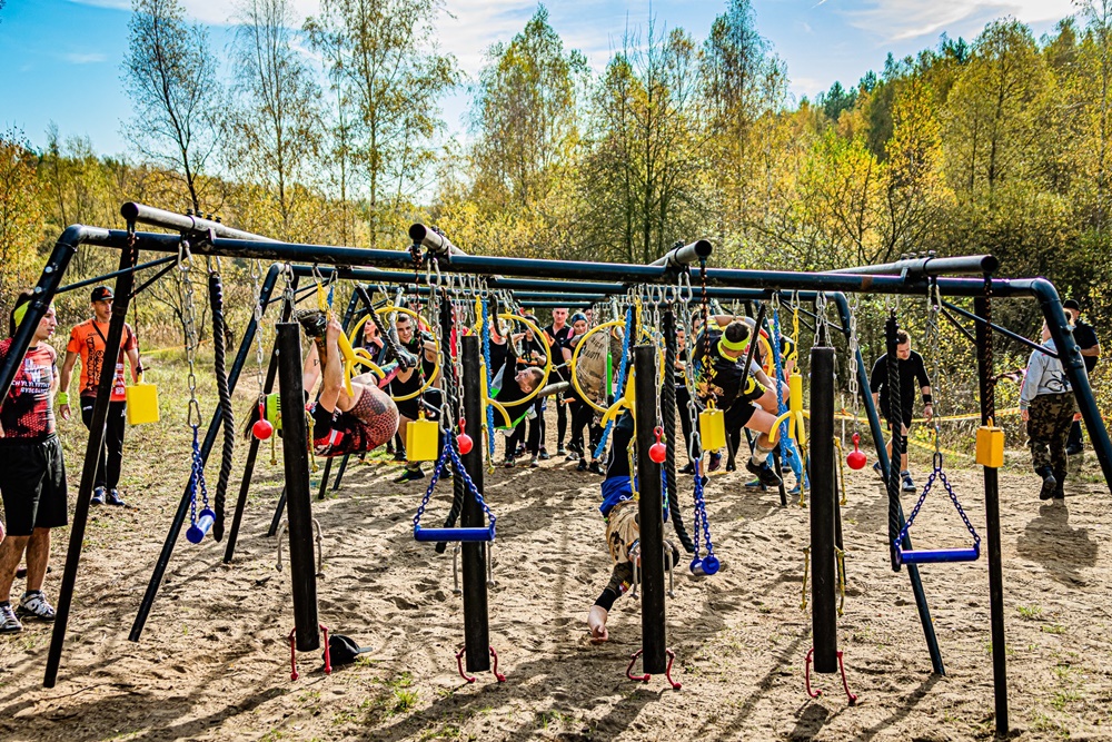 Ekstremalny bieg z przeszkodami Armagedon Active w Bytomiu