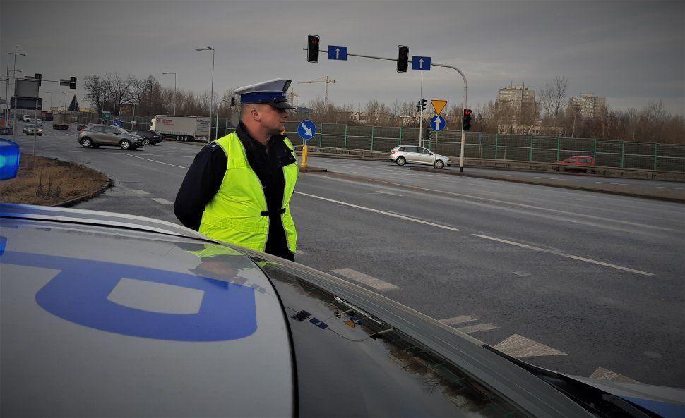 Gliwice: Pijani mężczyźni prowokowali i wyzywali policjantów. Doszło do zatrzymania