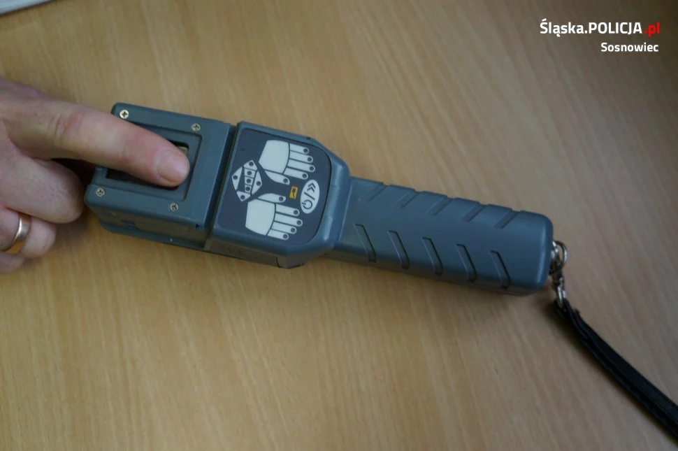 Był poszukiwany listem gończym. Zdradziło go dziwne zachowanie