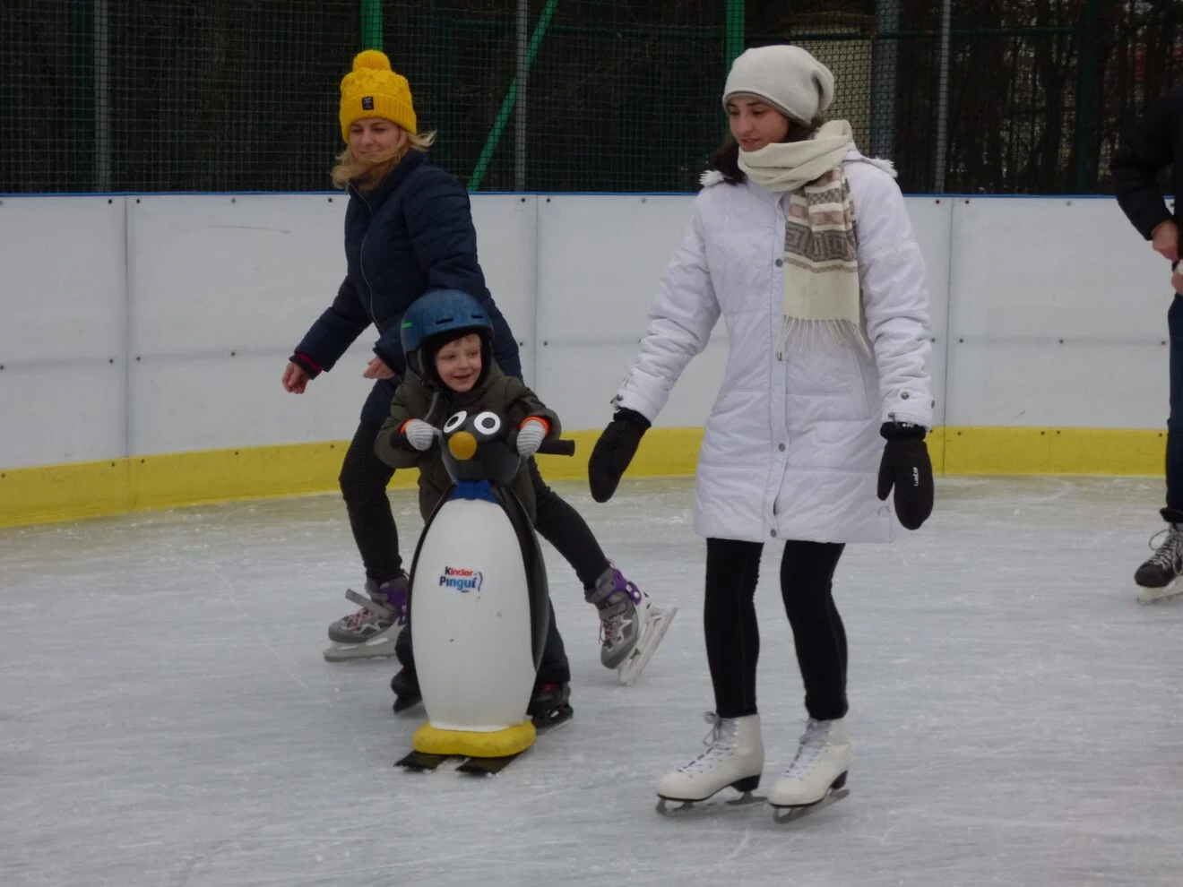 MOSiR przedłuża działalność lodowiska do 14 marca