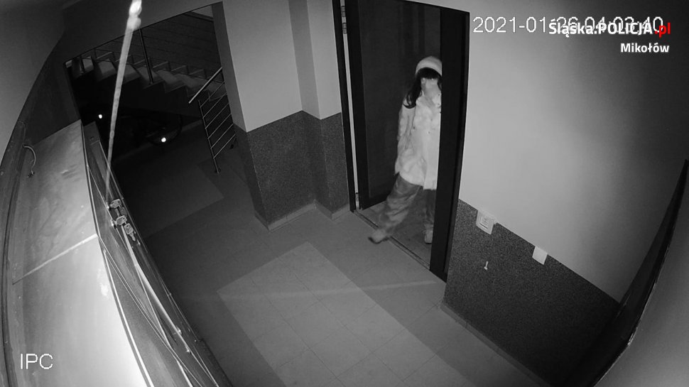 Publikujemy wizerunek sprawcy kradzieży. Rozpoznajesz go?