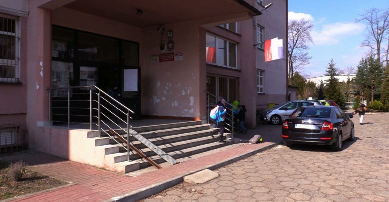 Studenci WST w Katowicach zaprojektowali modernizację podstawówki