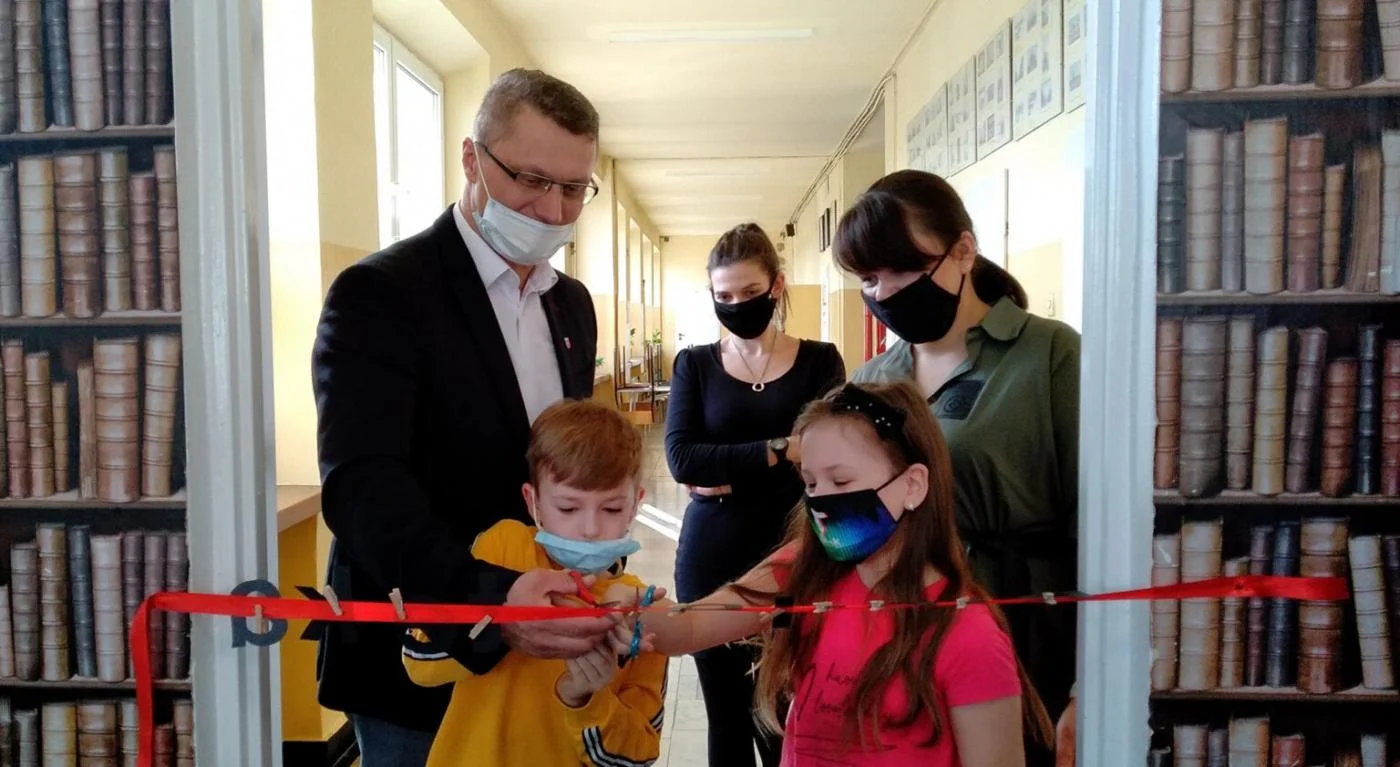 "Od piktogramów do emotikonów" – wystawa SP nr 4