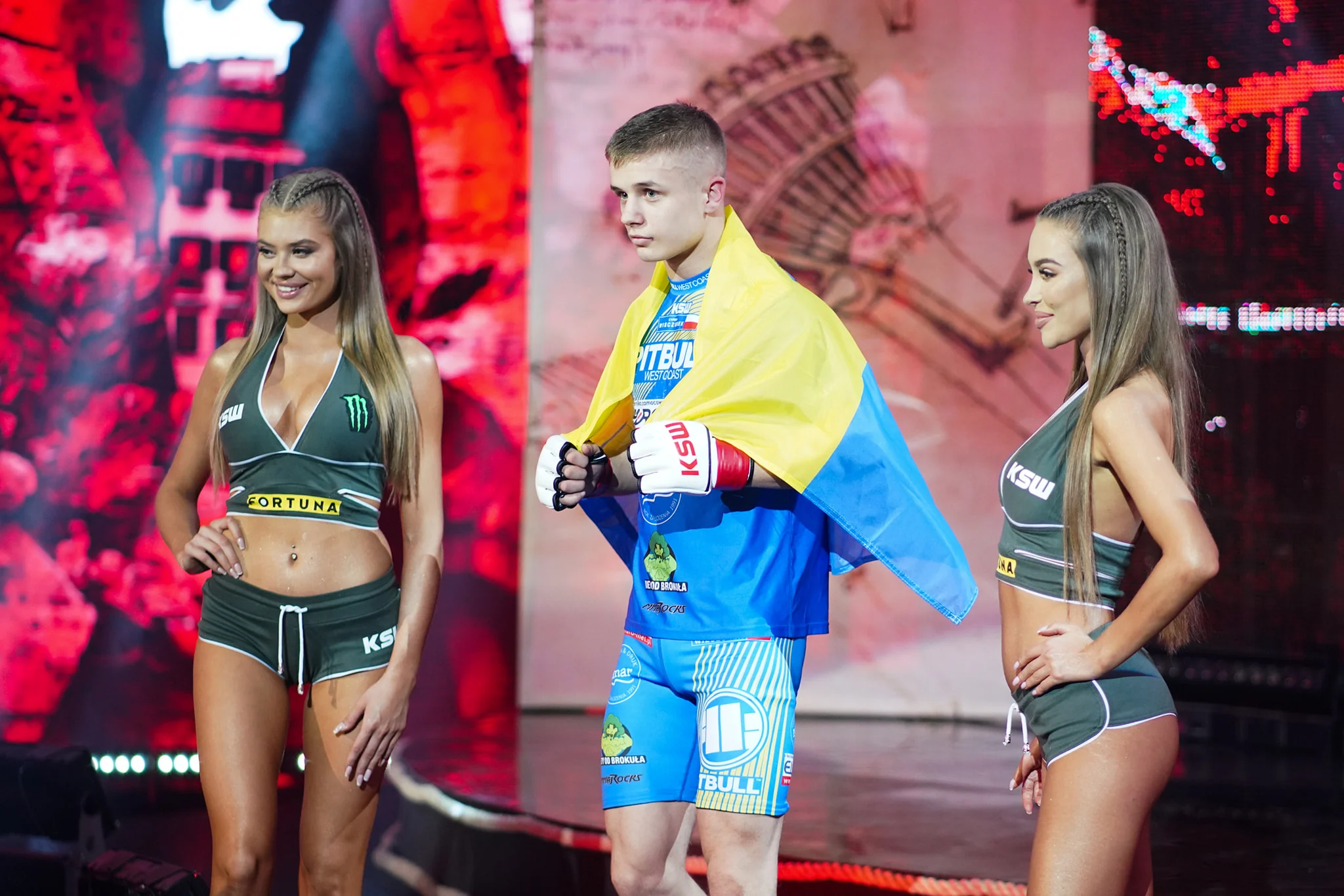 Cyprian Wieczorek zadebiutował podczas gali KSW i przegrał swój I zawodowy pojedynek