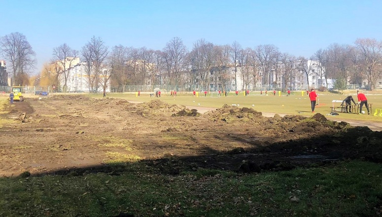 Ruszyła budowa nowego boiska Górnika Zabrze