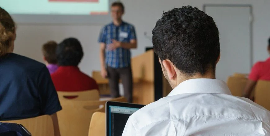 Lekcje z przedsiębiorczości online dla uczniów