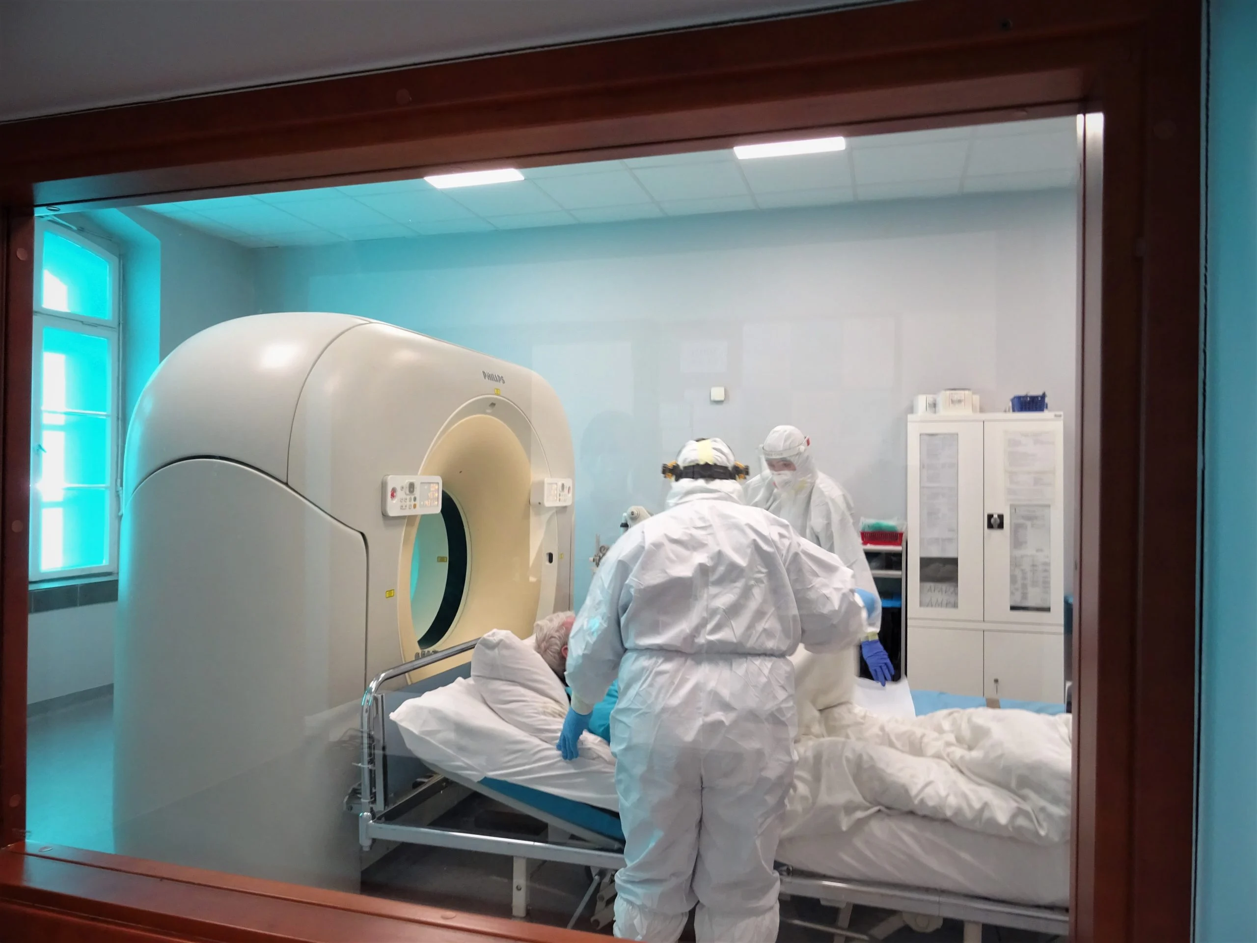 Sztuczna inteligencja na froncie walki z koronawirusem