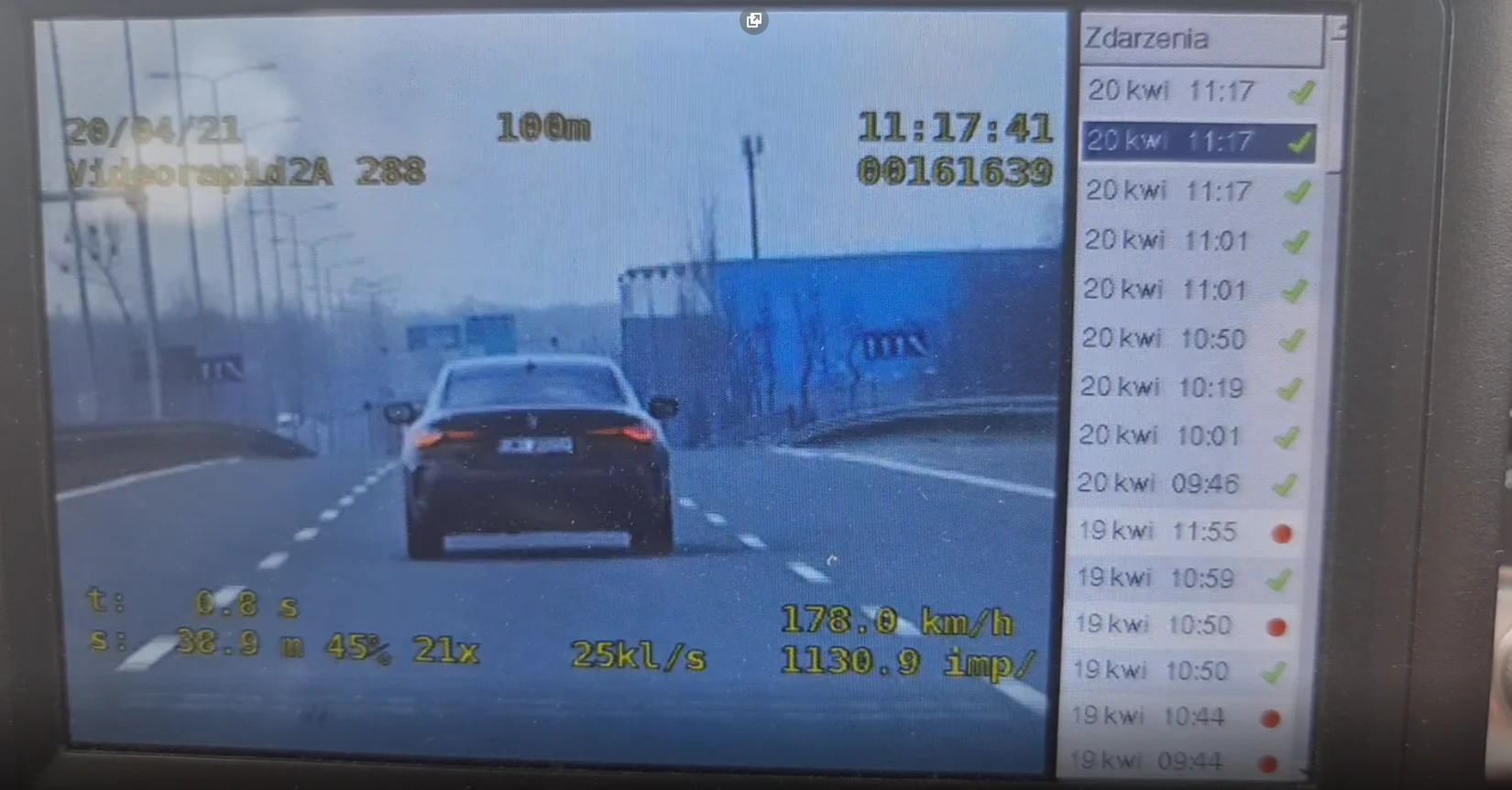 21-letnia rudzianka pędziła DTŚ-ą z prędkością 200 km/h! Rajd zakończyła grupa SPEED