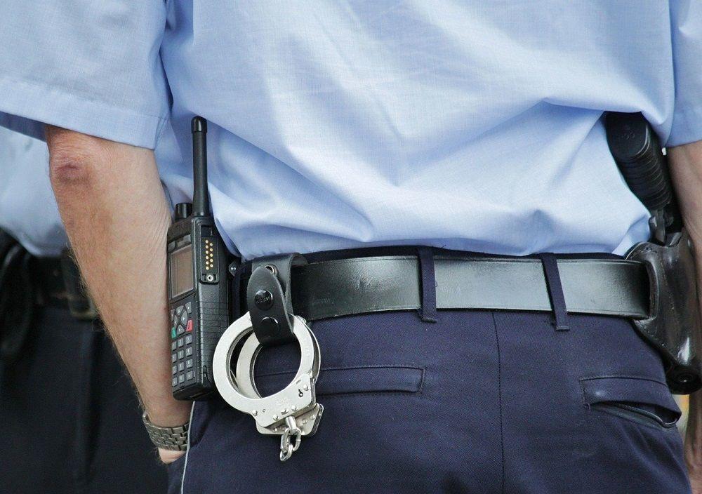 36-latek nie miał maseczki. Awanturował się i zaatakował policjanta