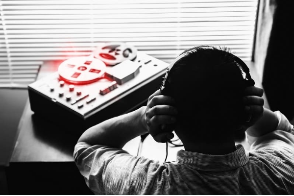 Jakie są urządzenia szpiegowskie?