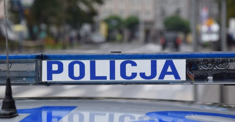 Libacja w centrum miasta. Pod "opieką" kompletnie pijanych rodziców 5-miesięczne dziecko