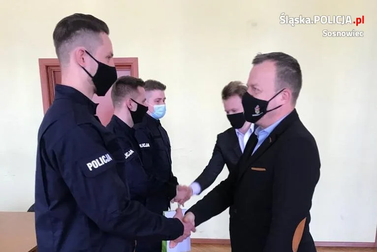 Nowi policjanci składali policyjną przysięgę