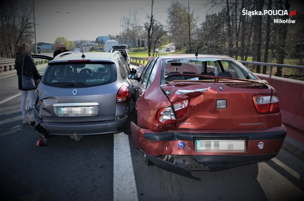 Kolizja na DK81 z udziałem czterech pojazdów!